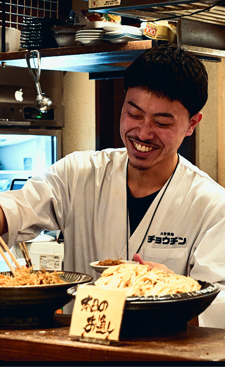 笑顔の男性スタッフ